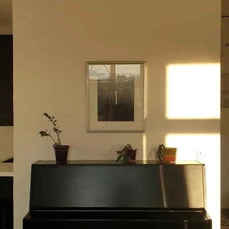 Top Floor Spacious Apt In Heart Of Kallio Apartment *