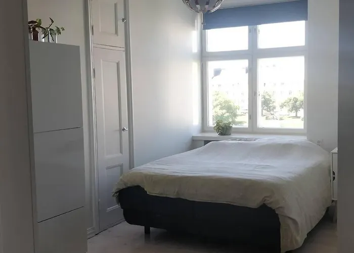 Top Floor Spacious Real Home In Heart Of Kallio *